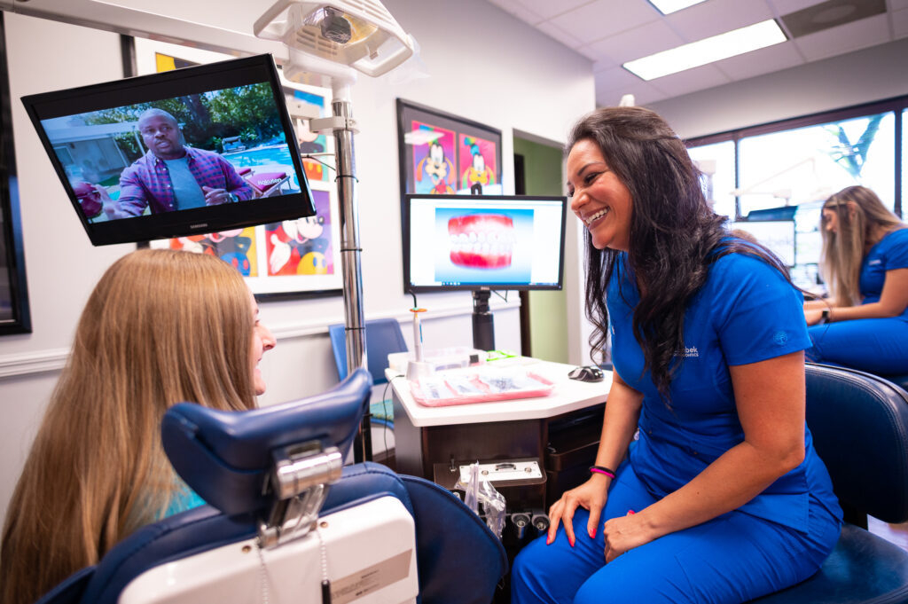 Talking with patient about cosmetic braces