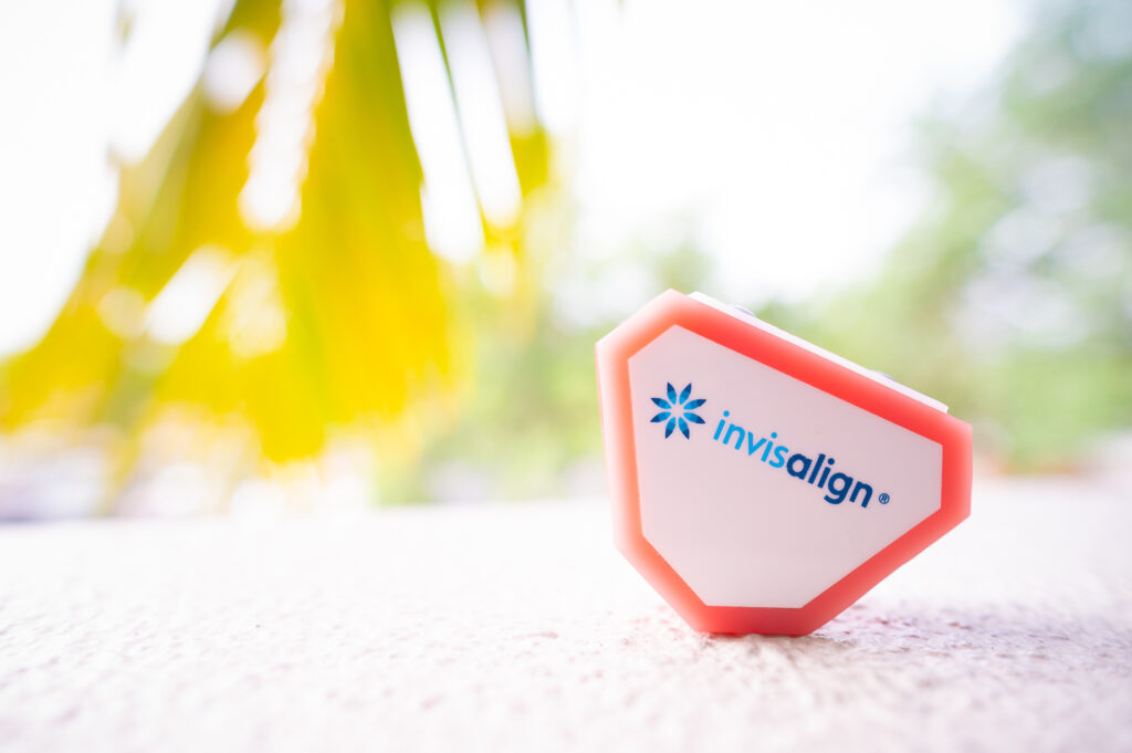 Invisalign and retainers